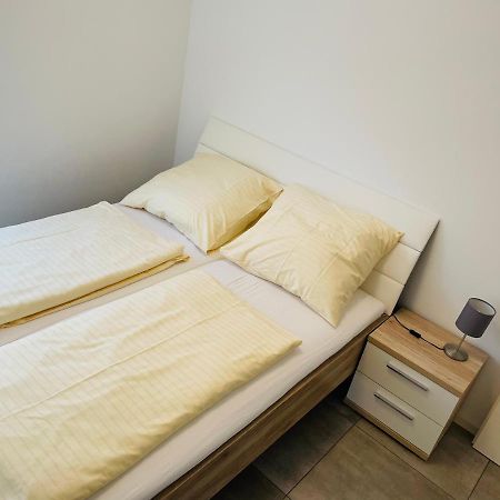 Deluxe Ferienwohnung Am Strandbad Friedrichshafen Exterior photo